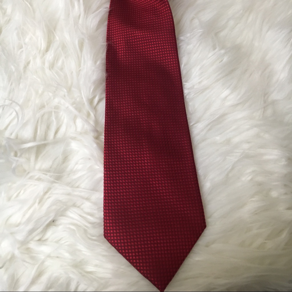 Red Box Pattern Tie
